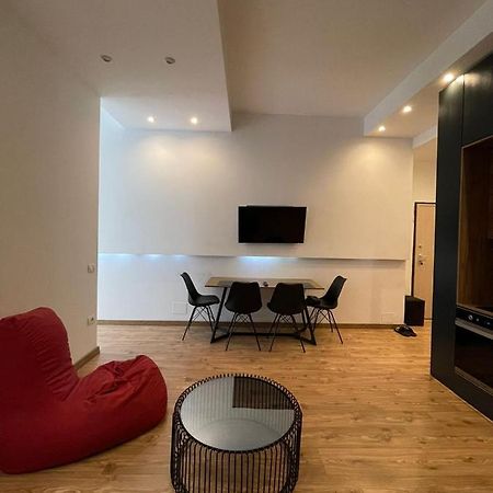 City Center Apartament, Pazari Ri Διαμέρισμα Τίρανα Εξωτερικό φωτογραφία